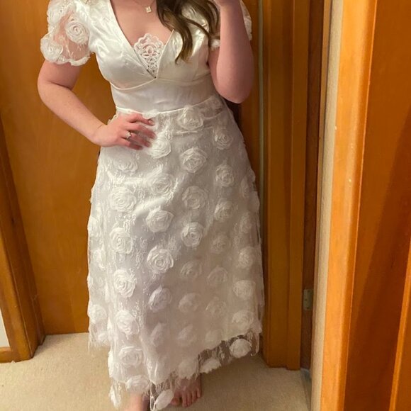 White Midi Dress - Picture 6 of 7